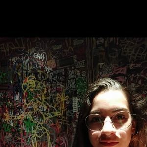 Meet your Posher, Ana maria